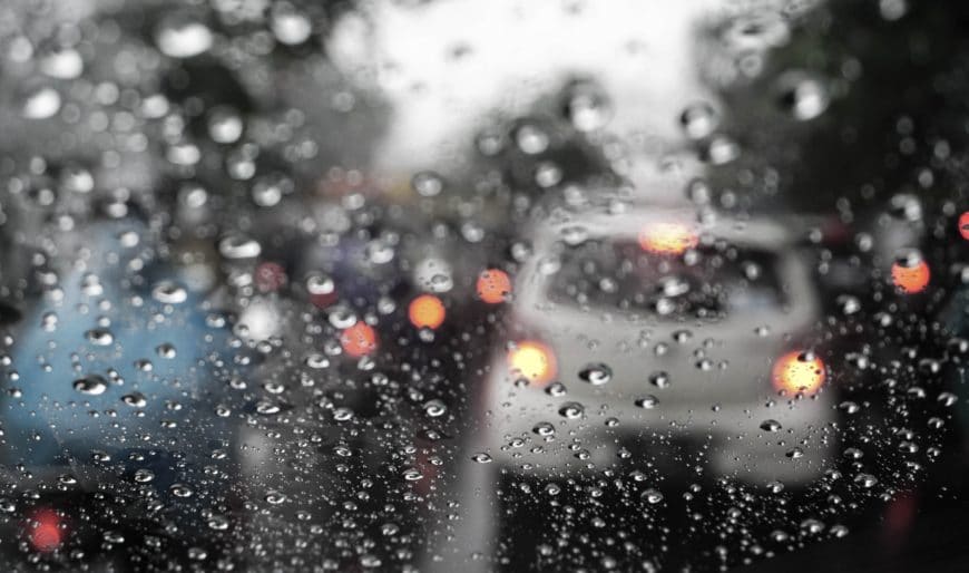 car_wash_rain_traffic